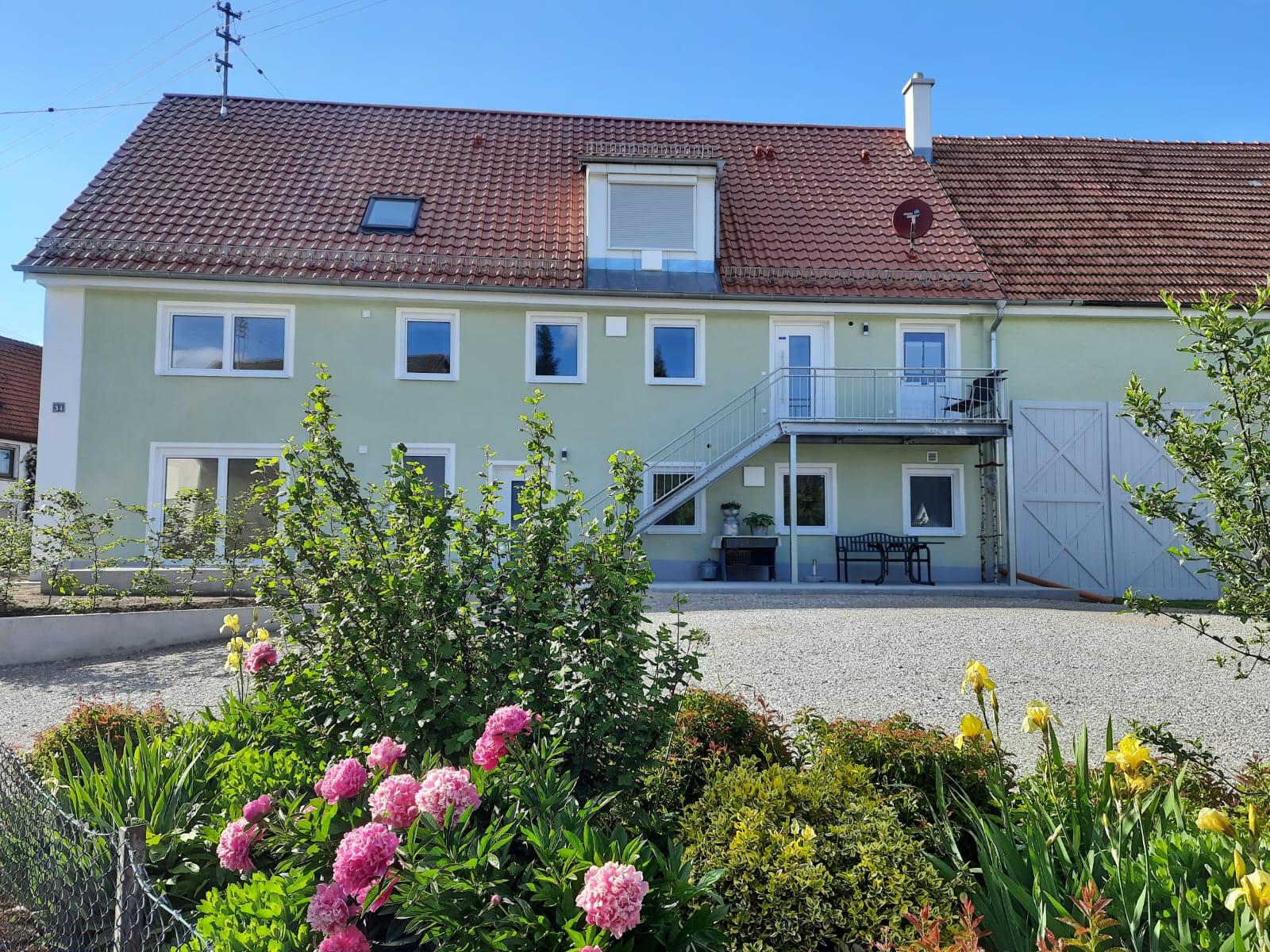 WhatsApp Image 2022-08-24 at 12.01.21 (9)